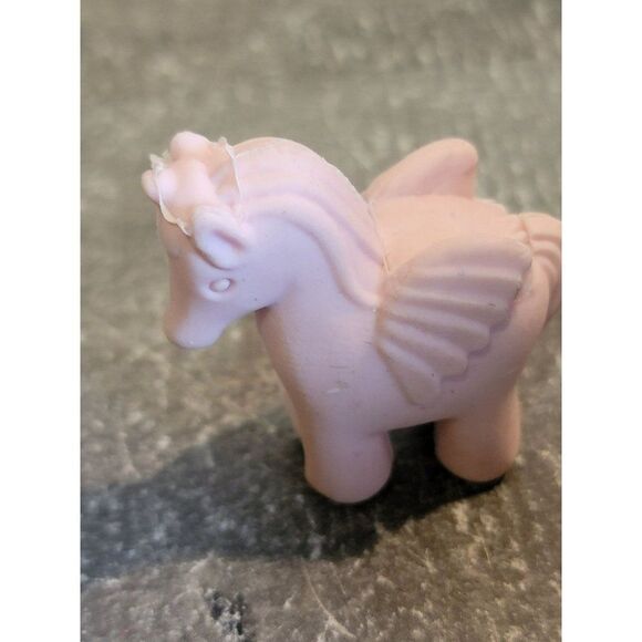 Light pink eraser Pegasus unicorn Pony mythical toy figure - Picture 1 of 4